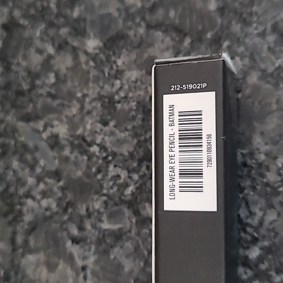 IL Makiage "Batman" Black Long Wear Eye Pencil - NEW - Picture 6 of 7